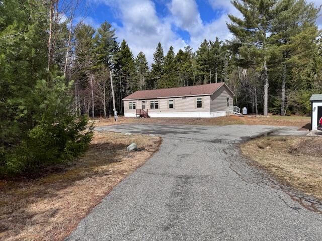 72 Needle's Eye Road Lamoine, ME 04605 - Photo 16 of 17 House with parking