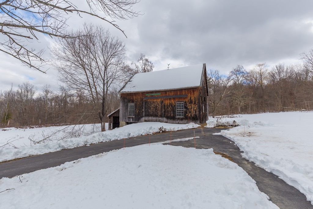 10 Chamberlain Road Westford, MA 01886 - Photo 21 of 22 Gallery Image 21