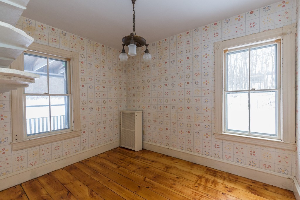 10 Chamberlain Road Westford, MA 01886 - Photo 8 of 22 Gallery Image 8