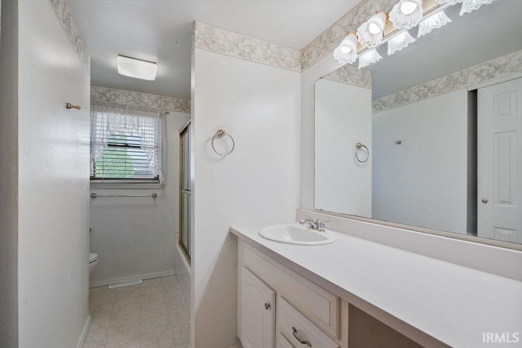 3100 County Rd E 100 South Kokomo, IN 46902 - Photo 15 of 21