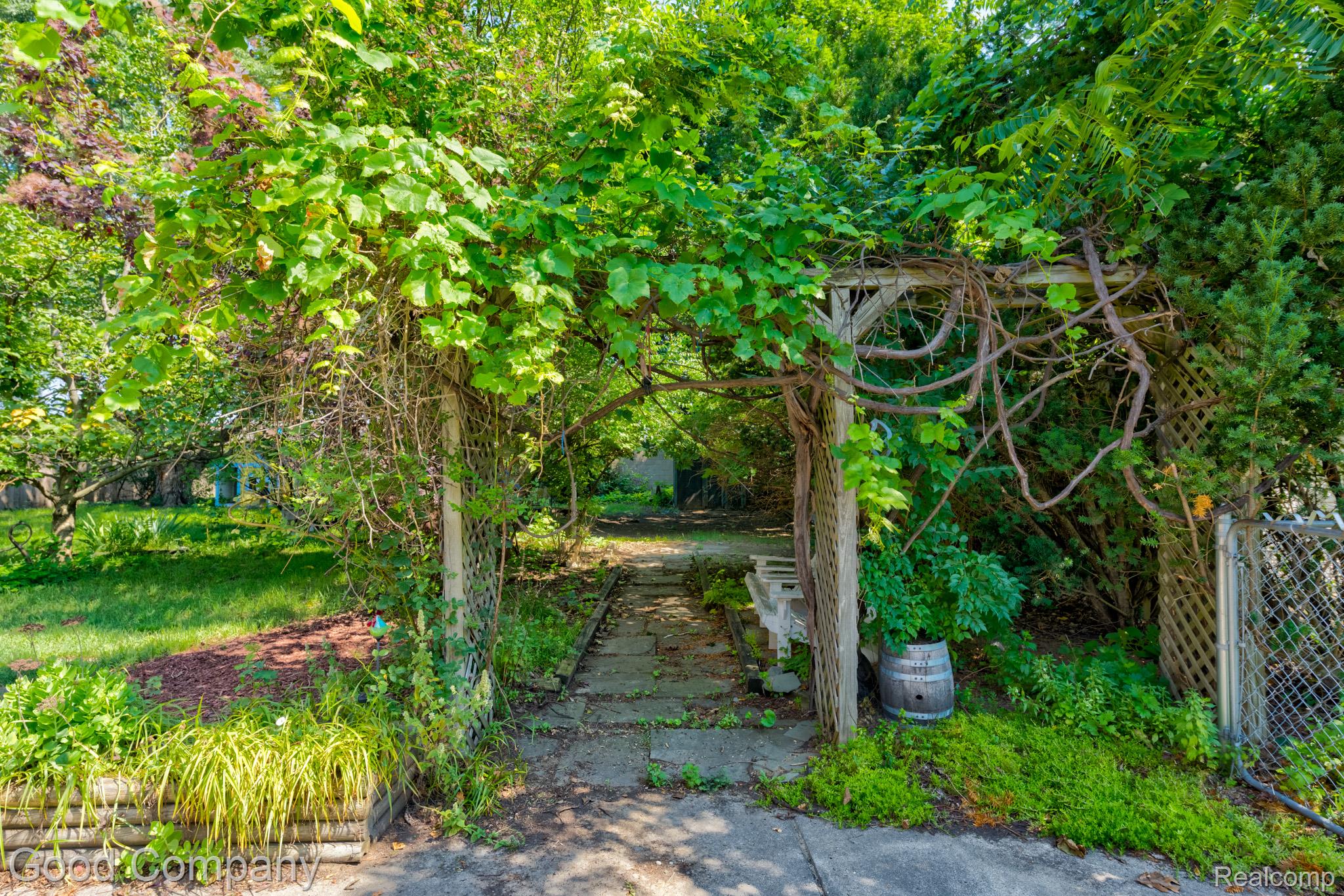 10 Millington Road Pleasant Ridge, MI 48069 - Photo 72 of 87 10 Millington Rd.-65.jpg
