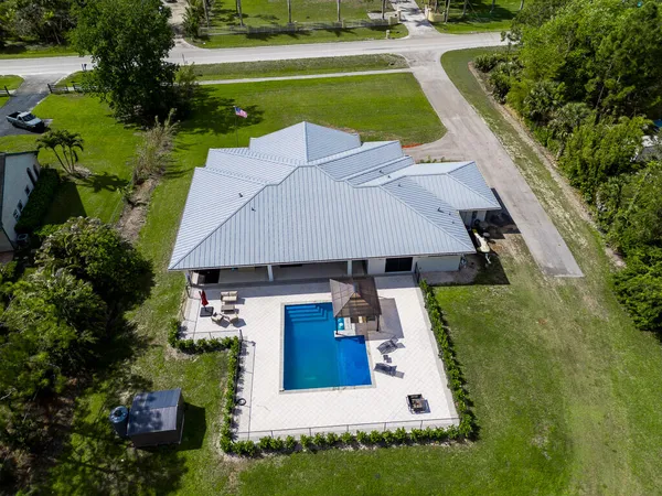 $1,350,000 | 11165 Tangerine Boulevard, West Palm Beach, FL 33412