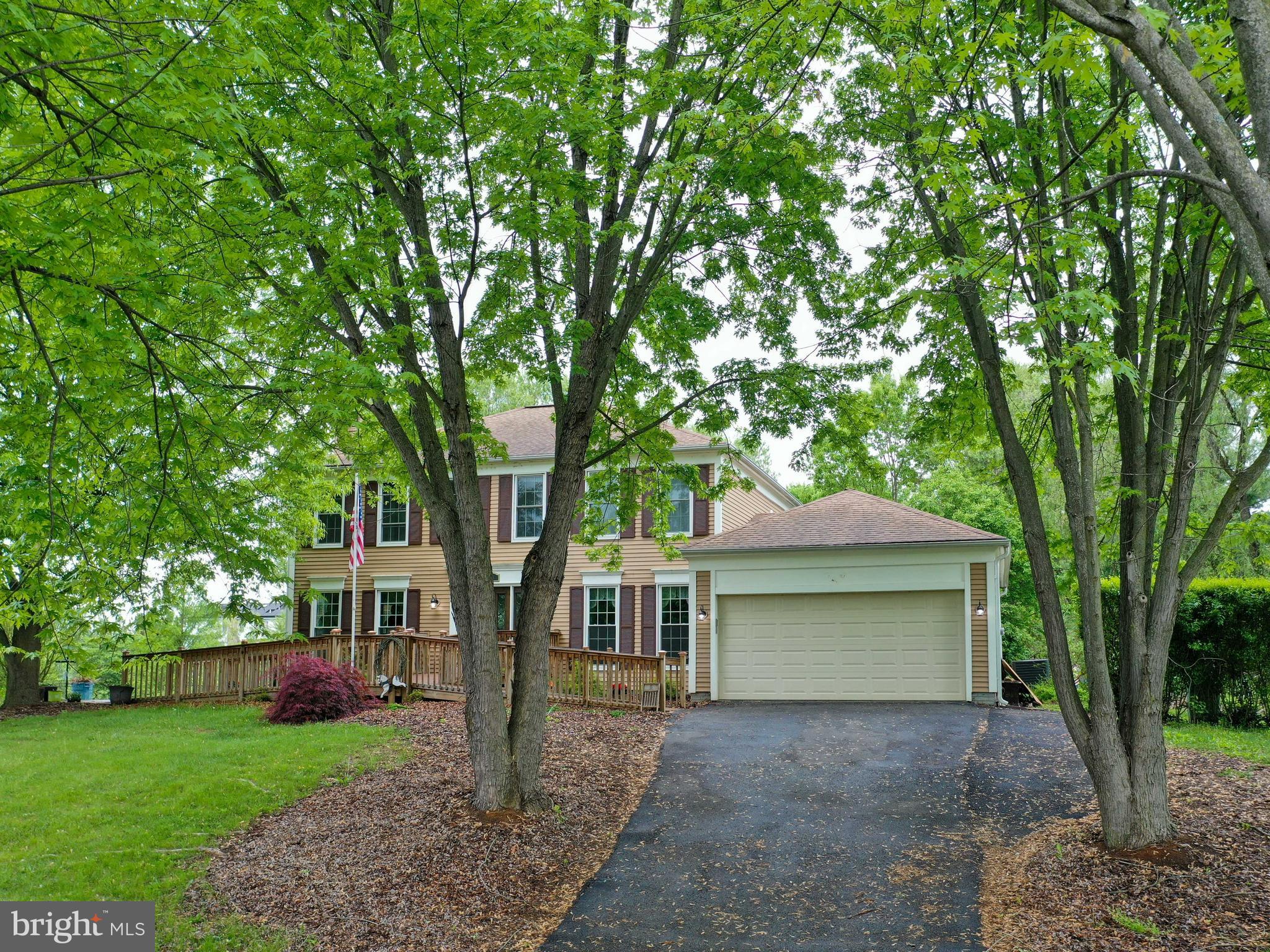 39 Prides Crossing Shenandoah Junction, WV 25442 - Photo 2 of 53