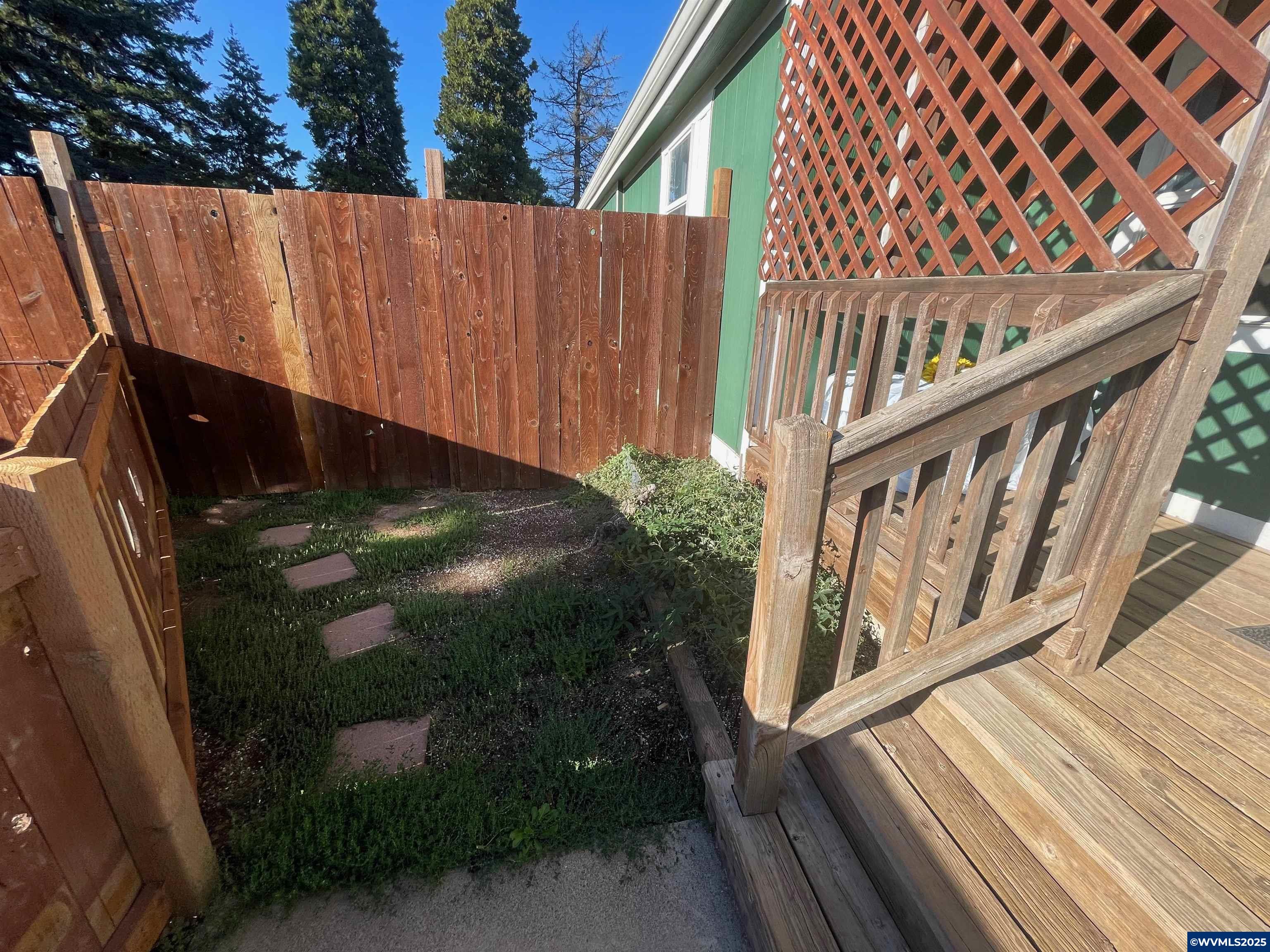 923 Walker Road Lebanon, OR 97355 - Photo 5 of 43 Gallery Image 5