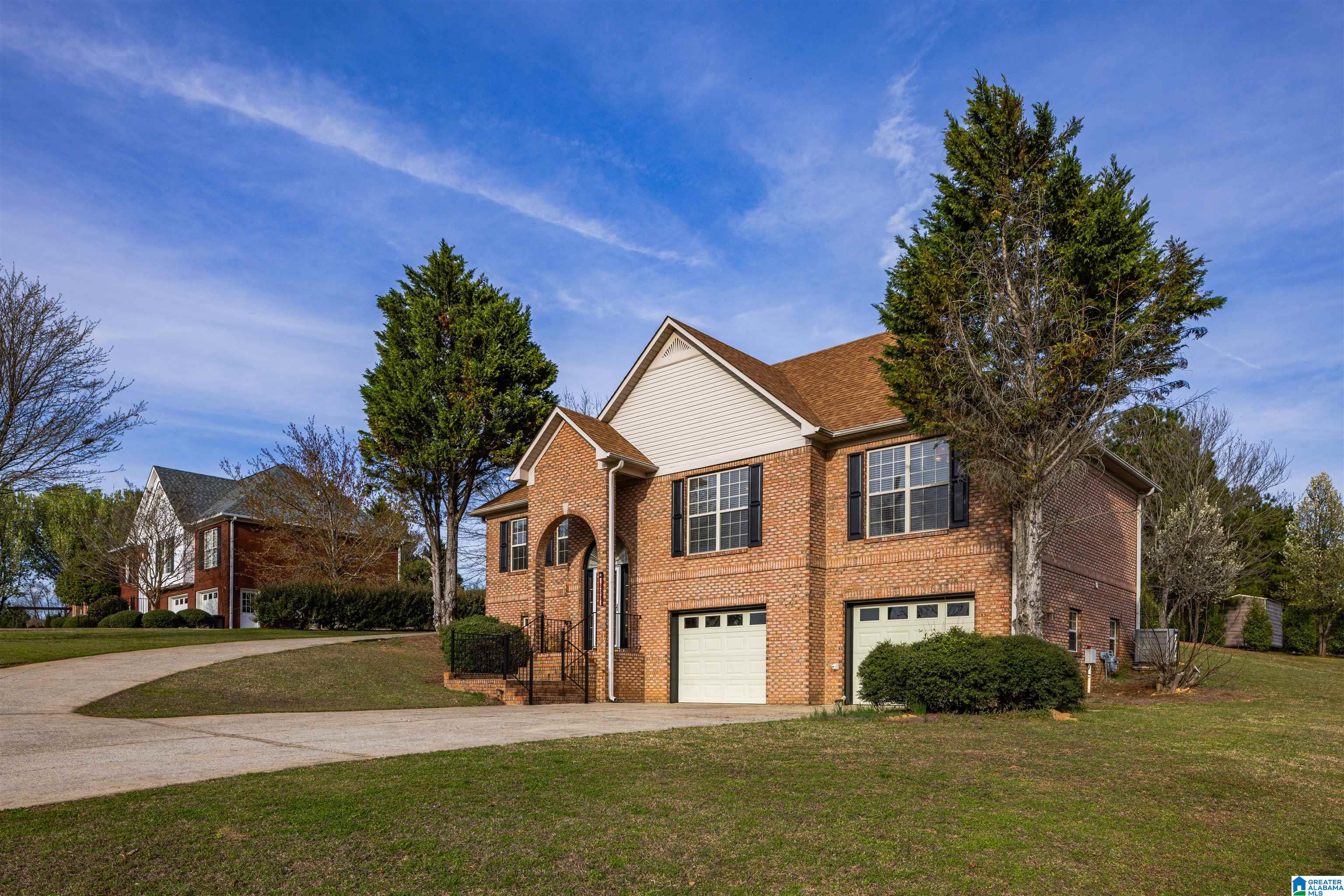 820 Mountain View Drive Oneonta, AL 35121 - Photo 2 of 38