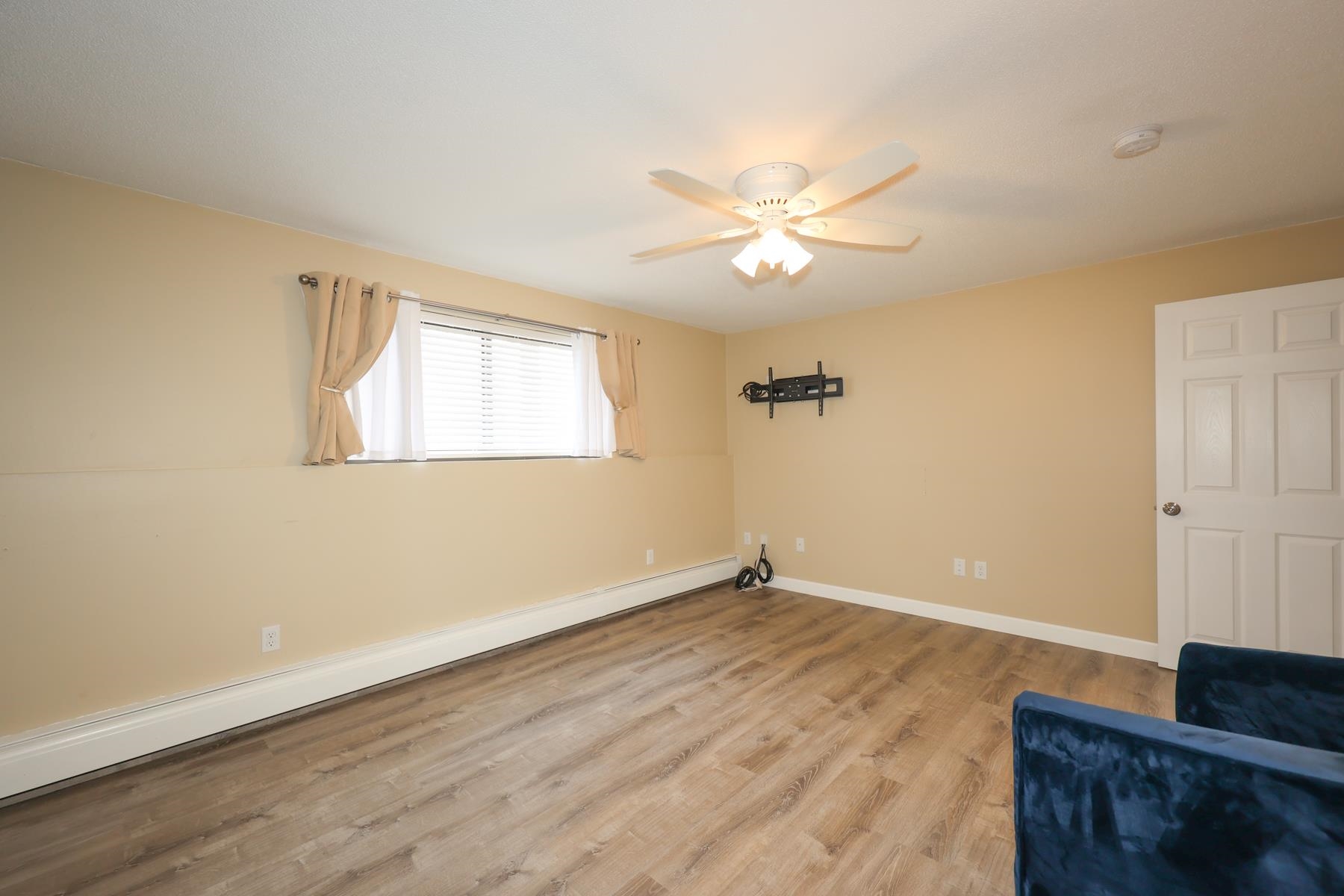 9 Tiffany Road, Unit 3 Salem, NH 03079 - Photo 18 of 23 Gallery Image 18