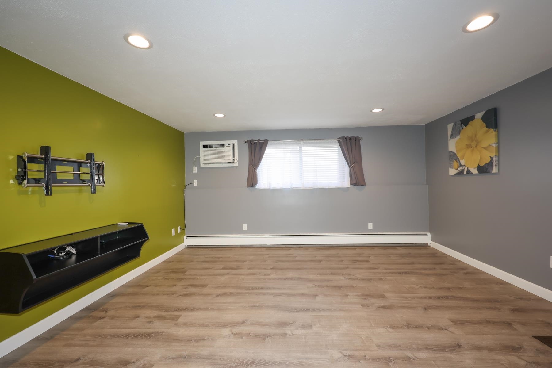 9 Tiffany Road, Unit 3 Salem, NH 03079 - Photo 9 of 23 Gallery Image 9