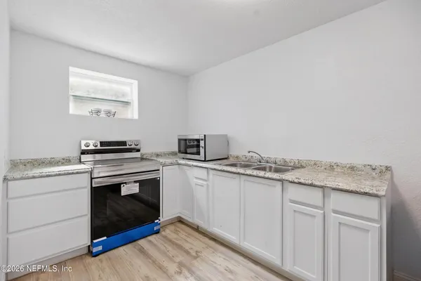 $650,000 | 6878 Lenox Avenue, Jacksonville, FL 32205