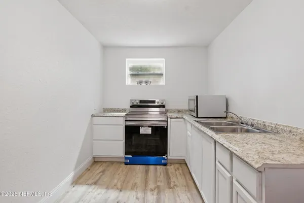 $650,000 | 6878 Lenox Avenue, Jacksonville, FL 32205