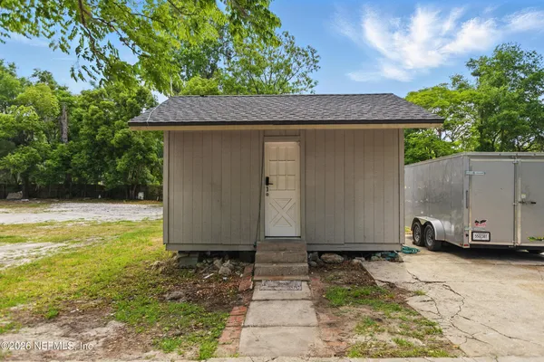 $650,000 | 6878 Lenox Avenue, Jacksonville, FL 32205