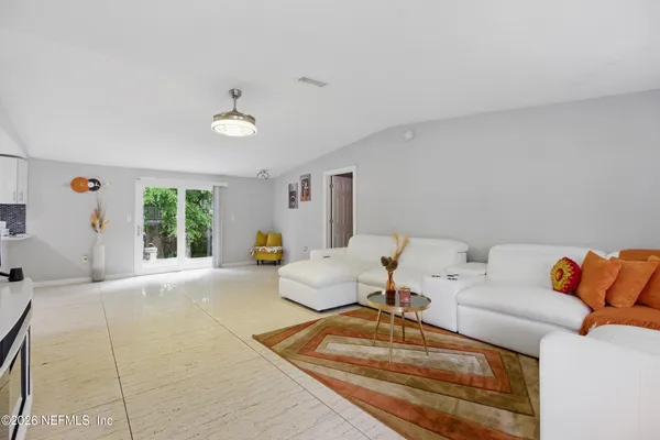 $650,000 | 6878 Lenox Avenue, Jacksonville, FL 32205