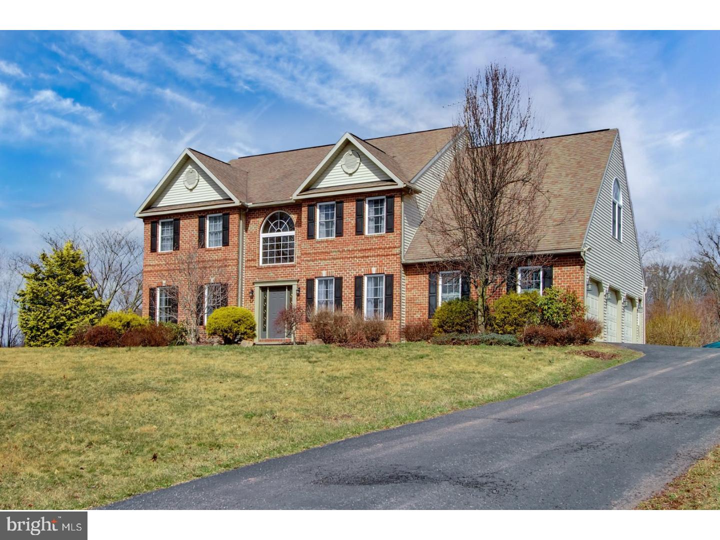 237 Colorado Drive Birdsboro, PA 19508 - Photo 2 of 24 Gallery Image 2