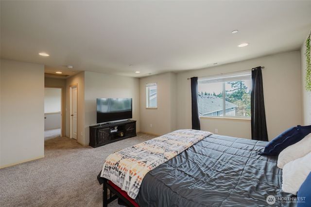 $440,000 | 2450 Zeeden Way, Bremerton, WA 98310