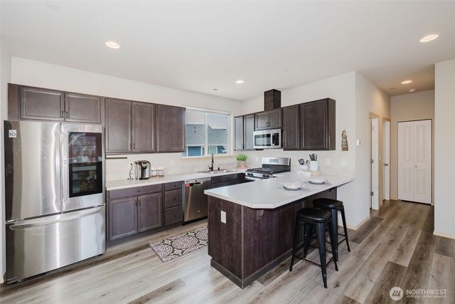 $440,000 | 2450 Zeeden Way, Bremerton, WA 98310