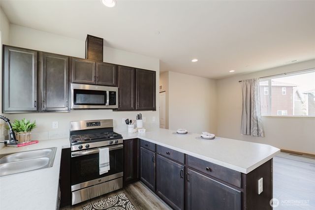 $440,000 | 2450 Zeeden Way, Bremerton, WA 98310