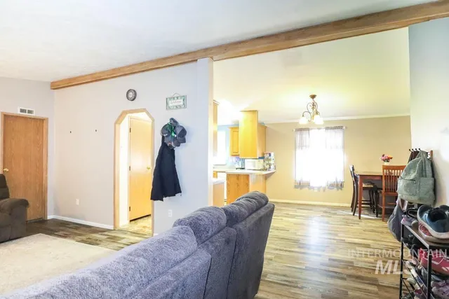 $377,999 | 815 Eaton Road, Weiser, ID 83672