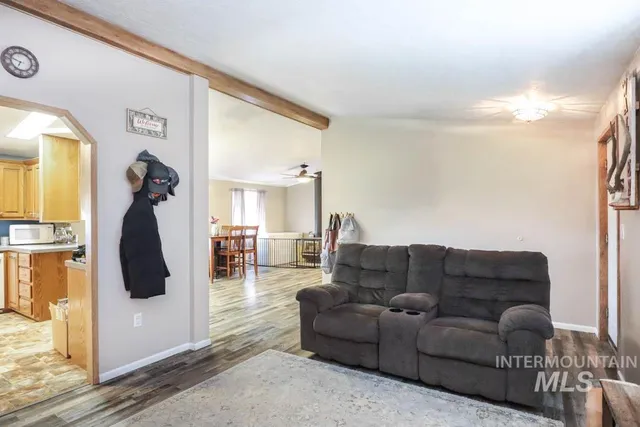 $379,999 | 815 Eaton Road, Weiser, ID 83672