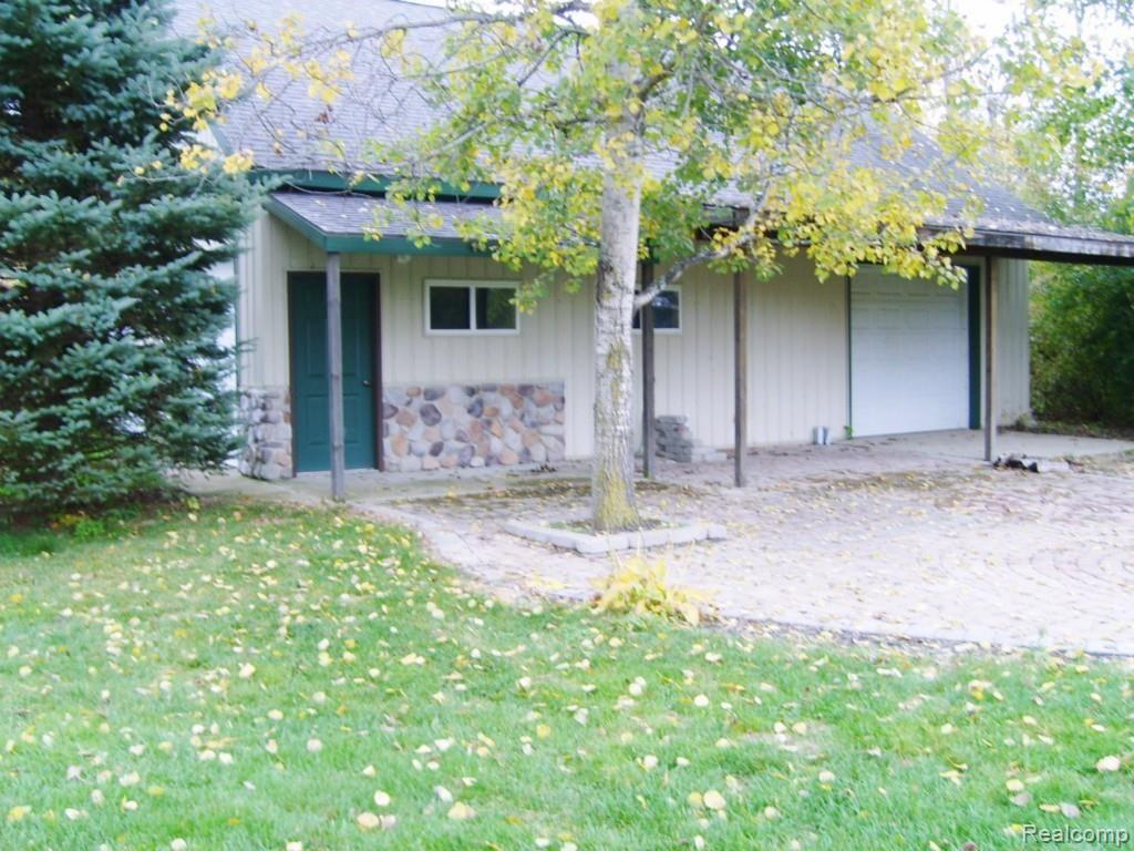 10080 Perry Road Goodrich, MI 48438 - Photo 13 of 13 S5000403.jpg