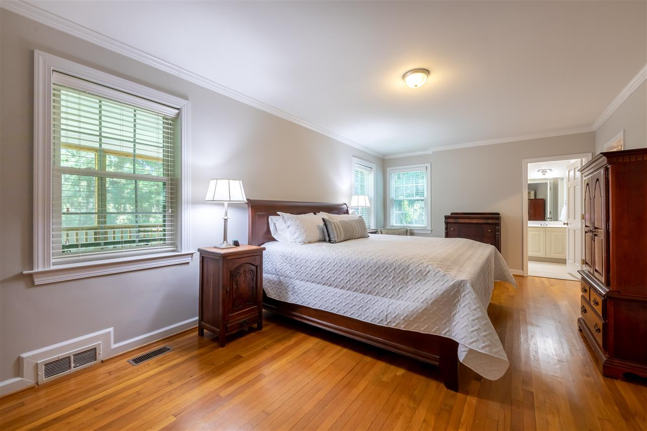 914 Canterbury Road Raleigh, NC 27607 - Photo 11 of 29 Photo 11