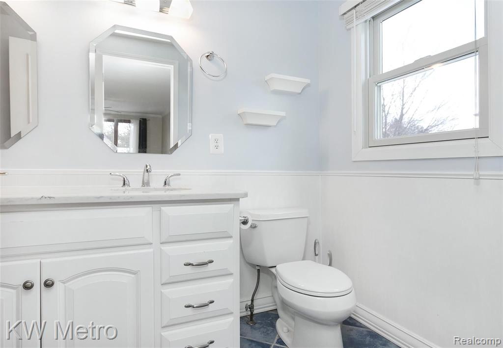 42309 Waterfall Road Northville, MI 48168 - Photo 30 of 58