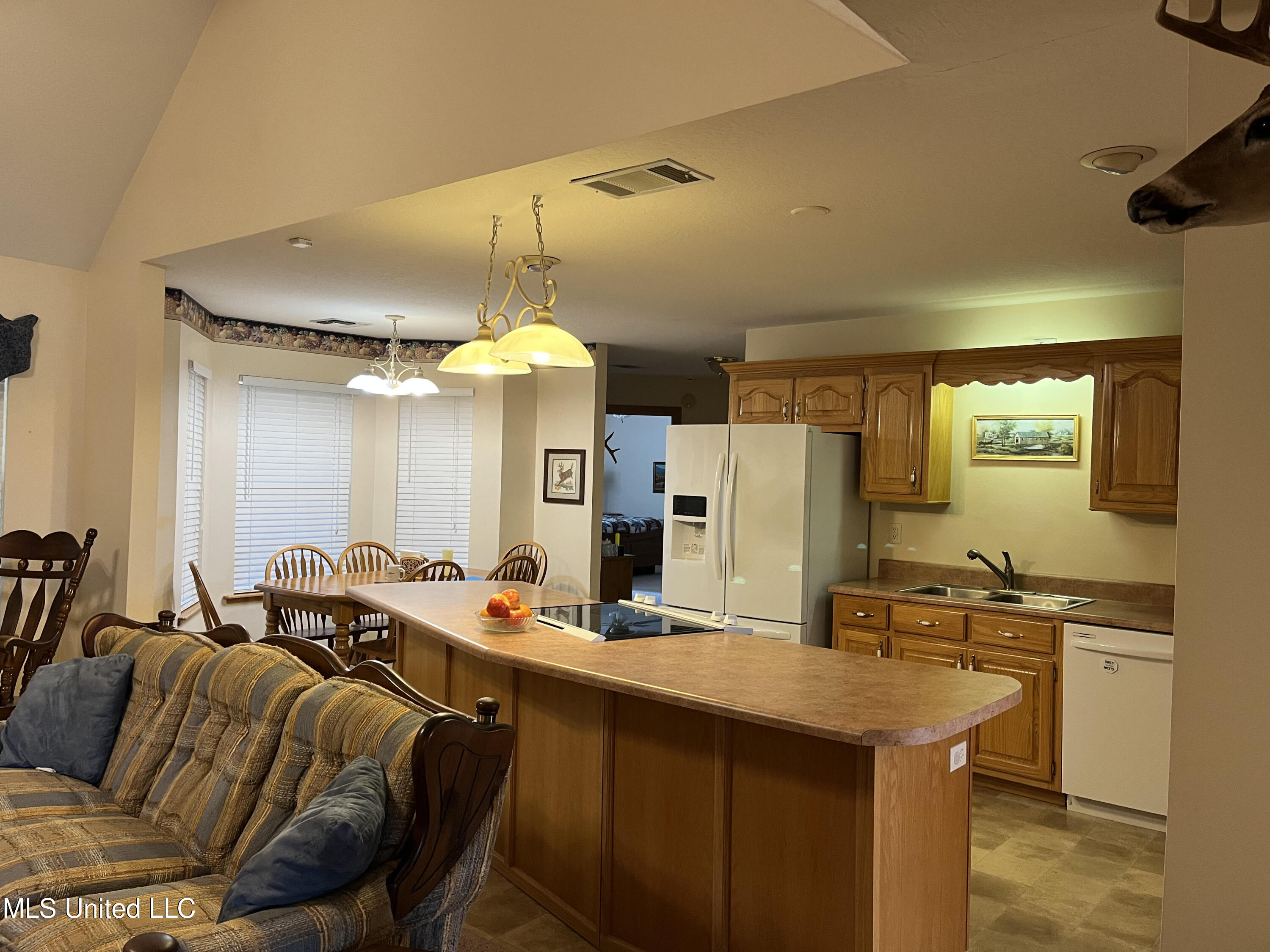 23210 Ramie Farm Road Moss Point, MS 39562 - Photo 5 of 24 Kitchen