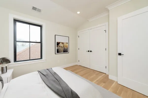 $4,200 | 76 Turner Street, Unit 3, Boston, MA 02135