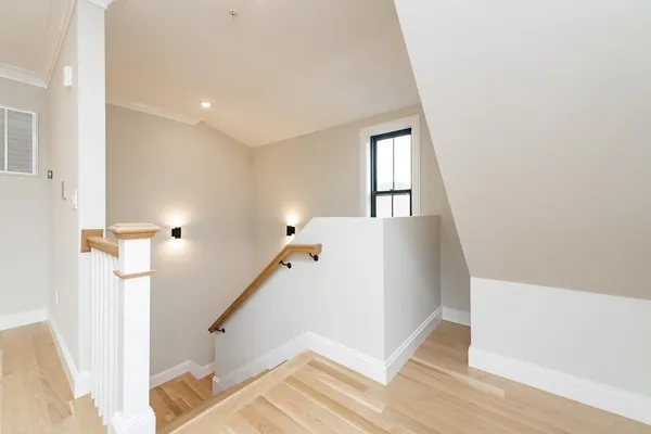 $4,200 | 76 Turner Street, Unit 3, Boston, MA 02135