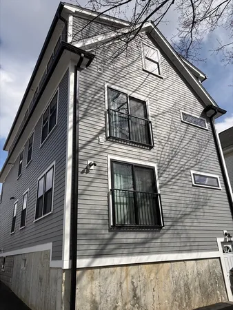 $4,200 | 76 Turner Street, Unit 3, Boston, MA 02135