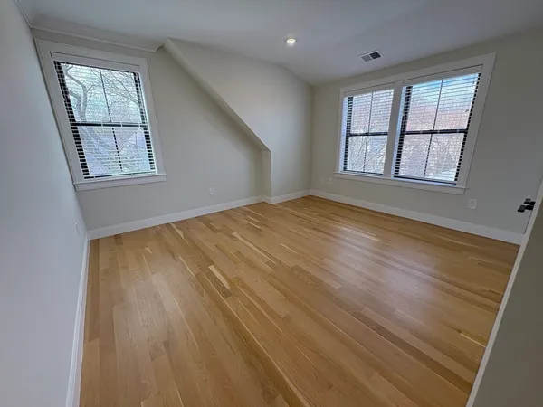 $4,200 | 76 Turner Street, Unit 3, Boston, MA 02135