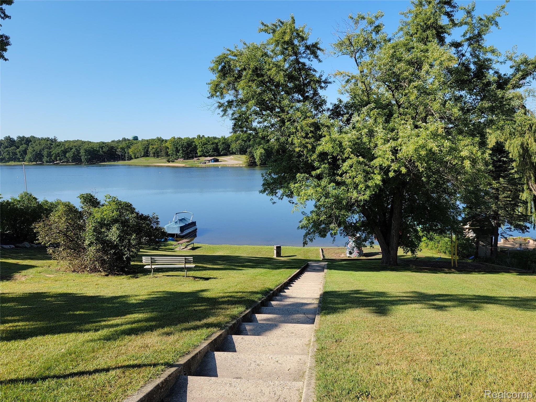 233 Wallace Way Howell, MI 48843 - Photo 62 of 64 Lakeside Park - Swimming, picnic and playground (in neighborhood)