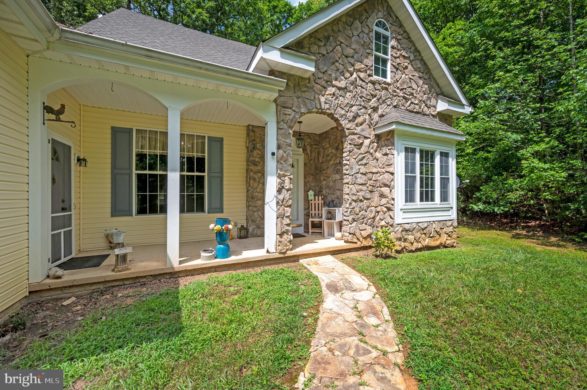 319 Richland Road Fredericksburg, VA 22406 - Photo 7 of 52