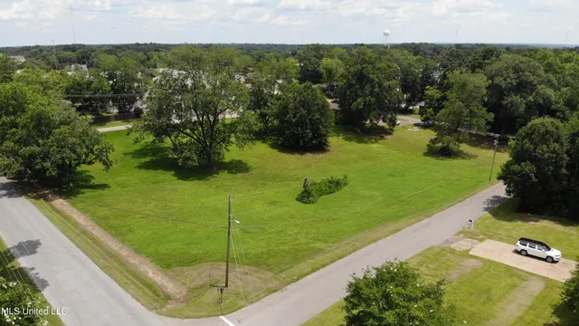 $50,000 | West College Avenue, Wiggins, MS 39577