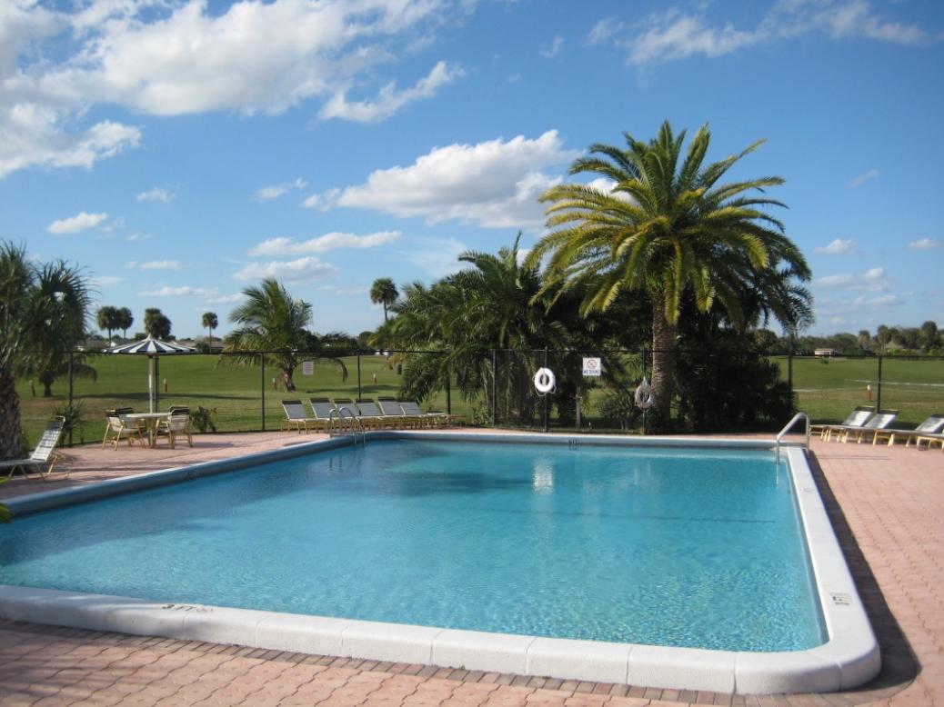 9355 Southwest 8th Street, Unit 422 Boca Raton, FL 33428 - Photo 8 of 10 8