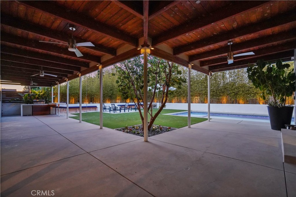 16301 Meadow Ridge Road West Encino, CA 91436 - Photo 32 of 33 a view of a backyard