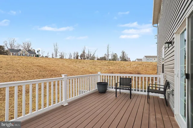 $2,900 | 484 Bridgepoint Drive, Fredericksburg, VA 22405