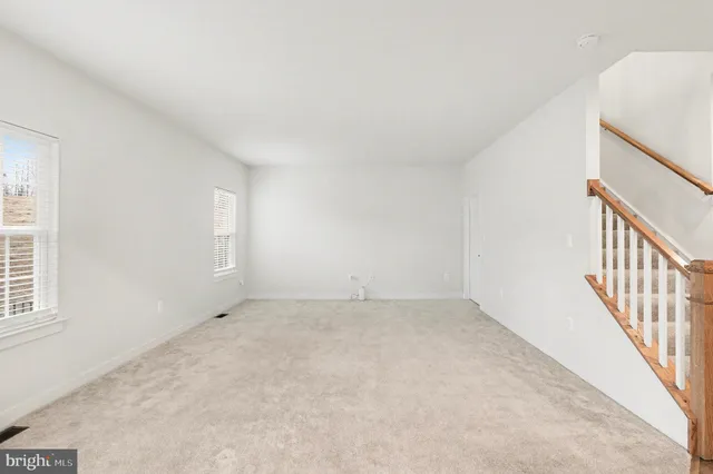 $2,900 | 484 Bridgepoint Drive, Fredericksburg, VA 22405