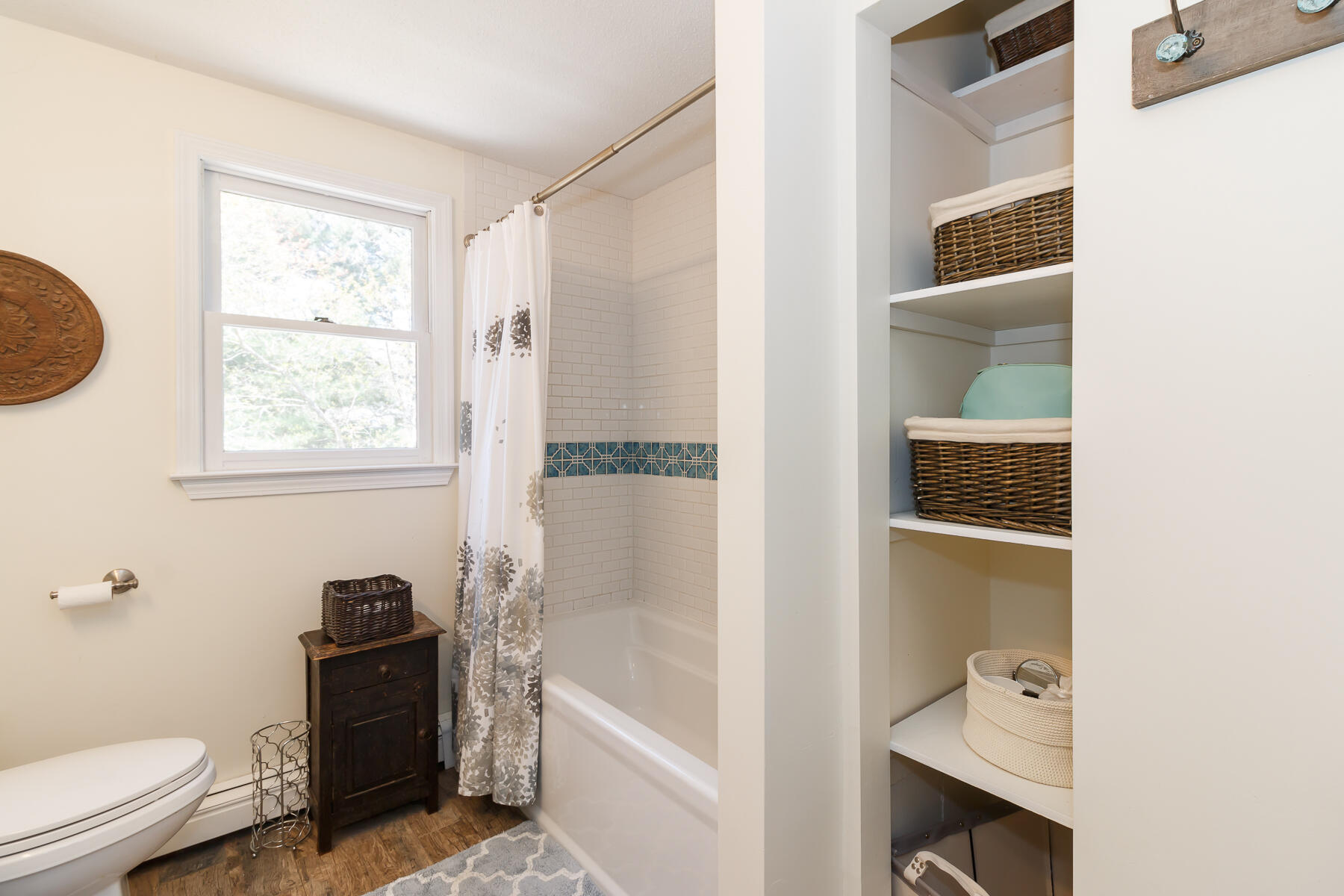 24 Green Meadow Circle Mashpee, MA 02649 - Photo 35 of 51 a bathroom with a toilet a sink and tub