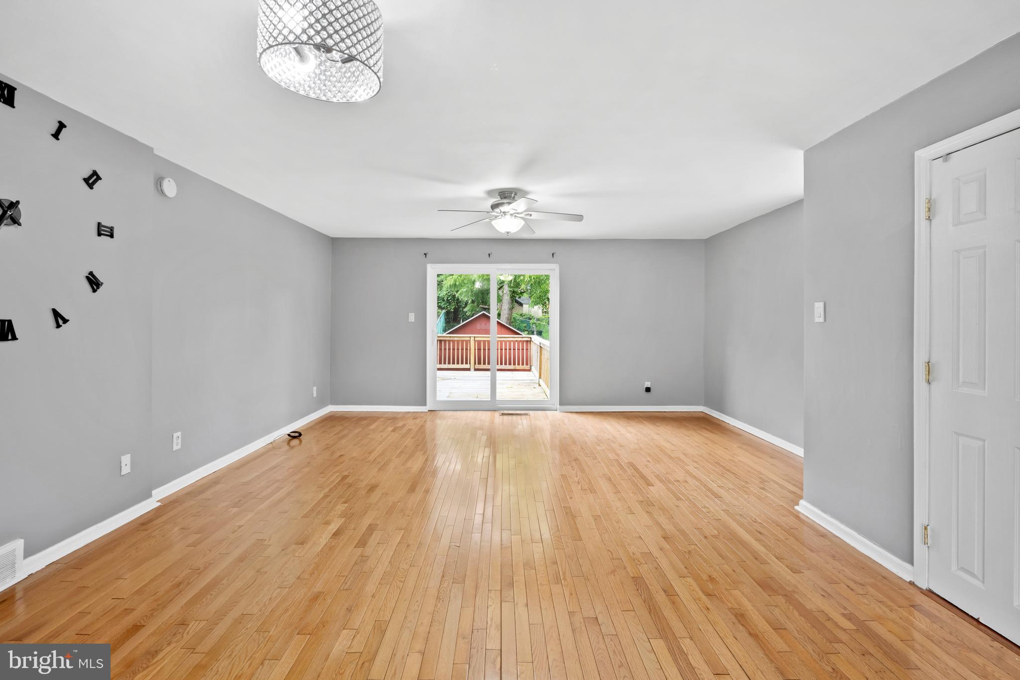 2867 Angus Road Philadelphia, PA 19114 - Photo 9 of 37 Gallery Image 9