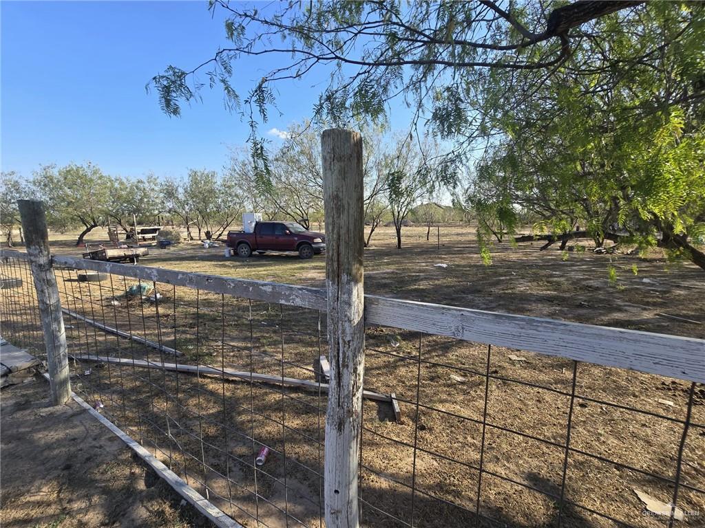 8321 Mile 9 Road Mission, TX 78574 - Photo 12 of 19