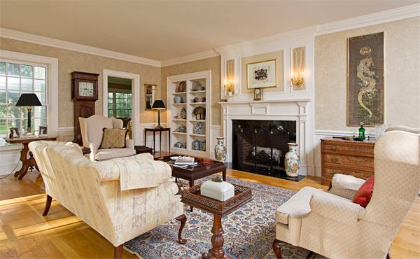 12 Hitching Post Lane Weston, MA 02493 - Photo 2 of 14