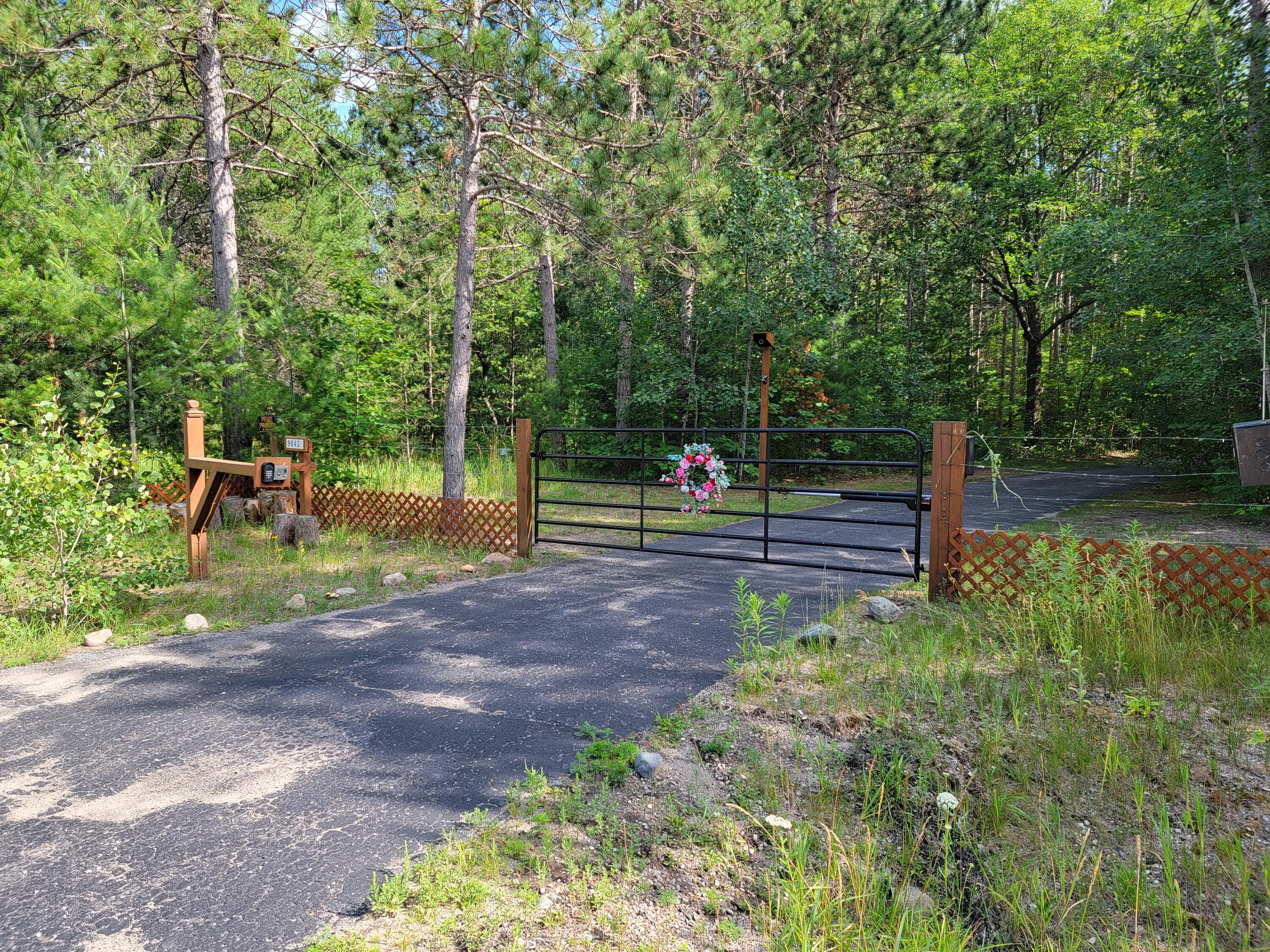 9043 Parke Road Alanson, MI 49706 - Photo 2 of 30 Gallery Image 2