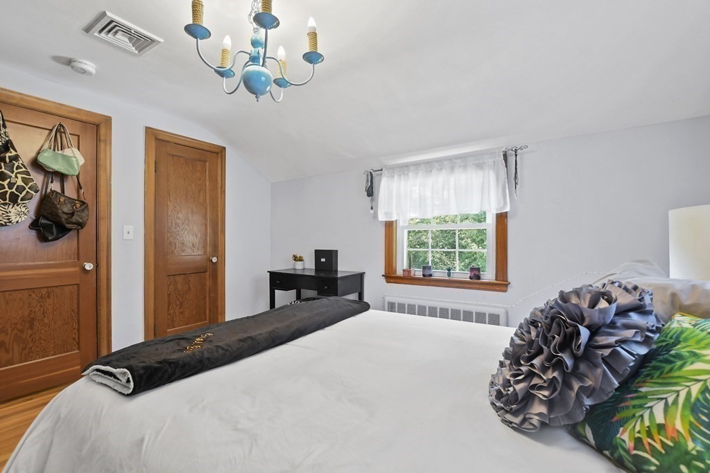 21 Hiawatha Road Woburn, MA 01801 - Photo 23 of 39 Gallery Image 23