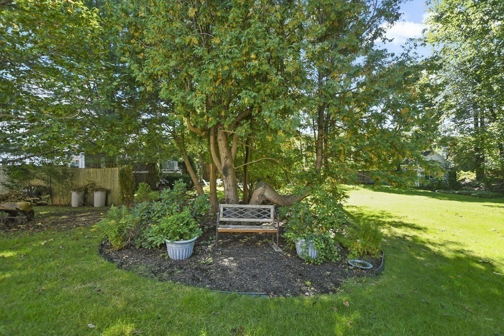 21 Hiawatha Road Woburn, MA 01801 - Photo 33 of 39 Gallery Image 33