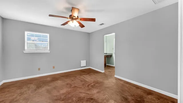 $575,000 | 1110 Knob Road, Springtown, TX 76082