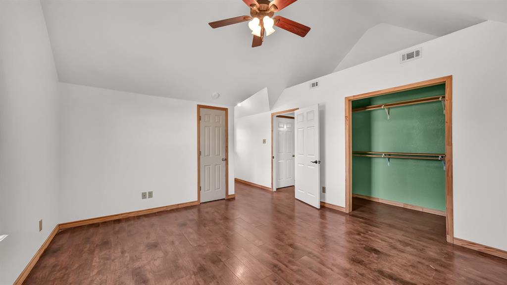 1110 Knob Road Springtown, TX 76082 - Photo 22 of 34