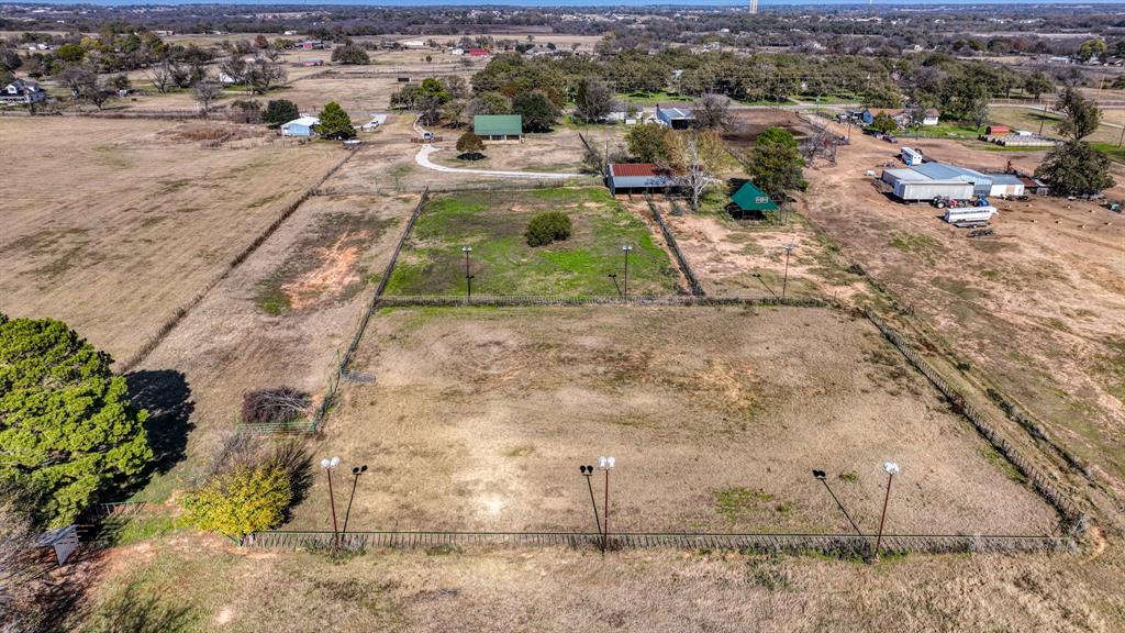 1110 Knob Road Springtown, TX 76082 - Photo 33 of 34