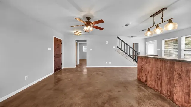 $575,000 | 1110 Knob Road, Springtown, TX 76082