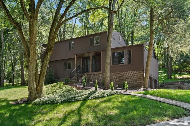 $489,900 | 4002 Dublane Court, Murrysville, PA 15668