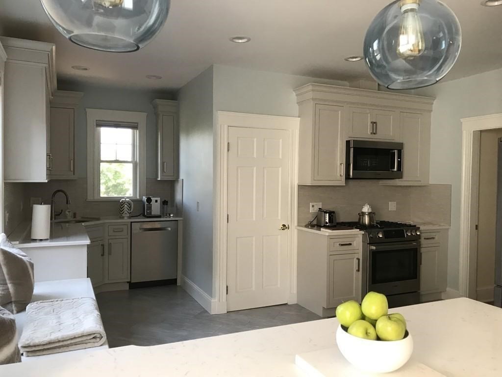 237 Winchester Street, Unit 1 Brookline, MA 02446 - Photo 11 of 13