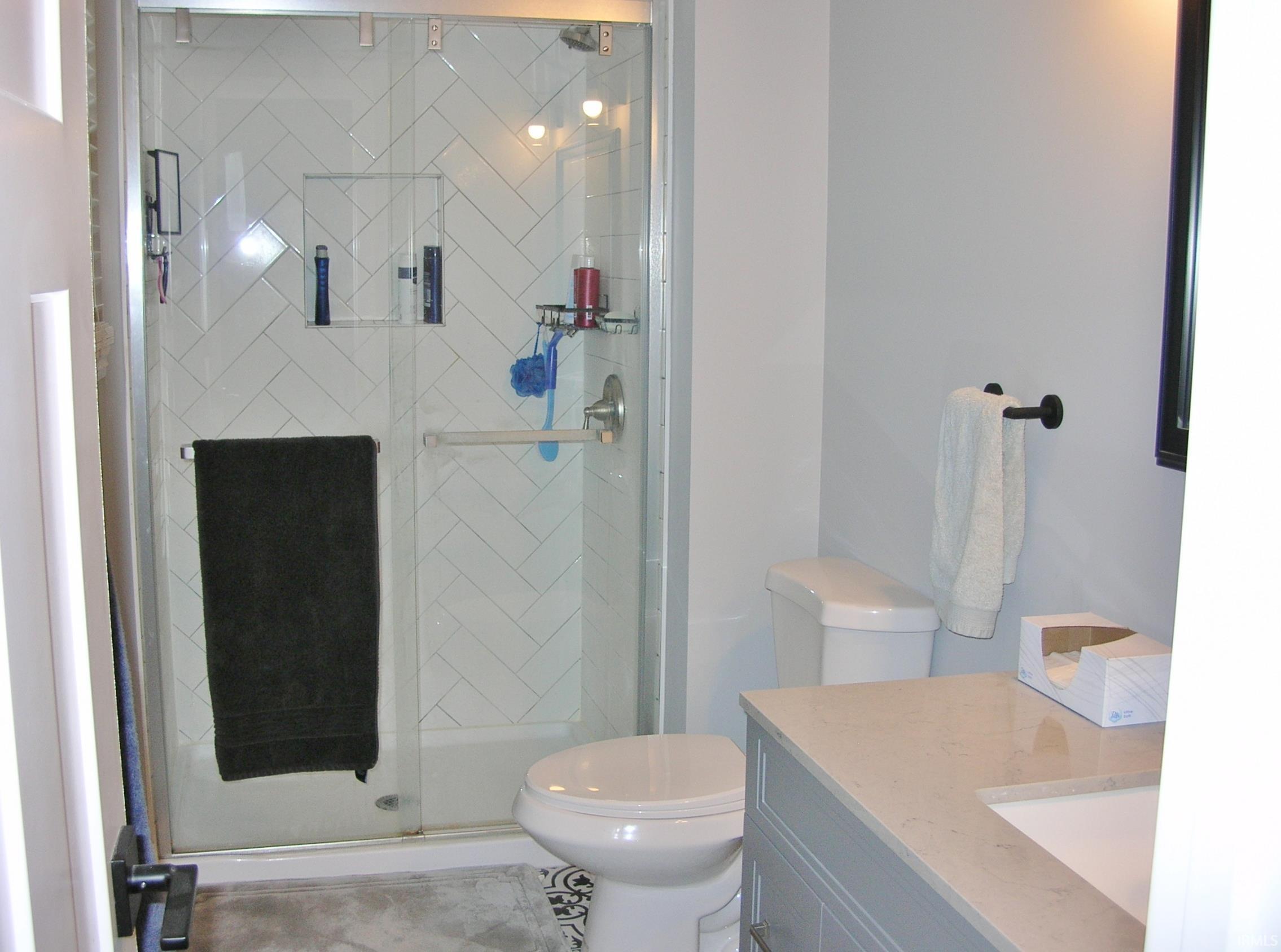 7566 Ridgemont Drive Newburgh, IN 47630 - Photo 12 of 35 Gallery Image 12